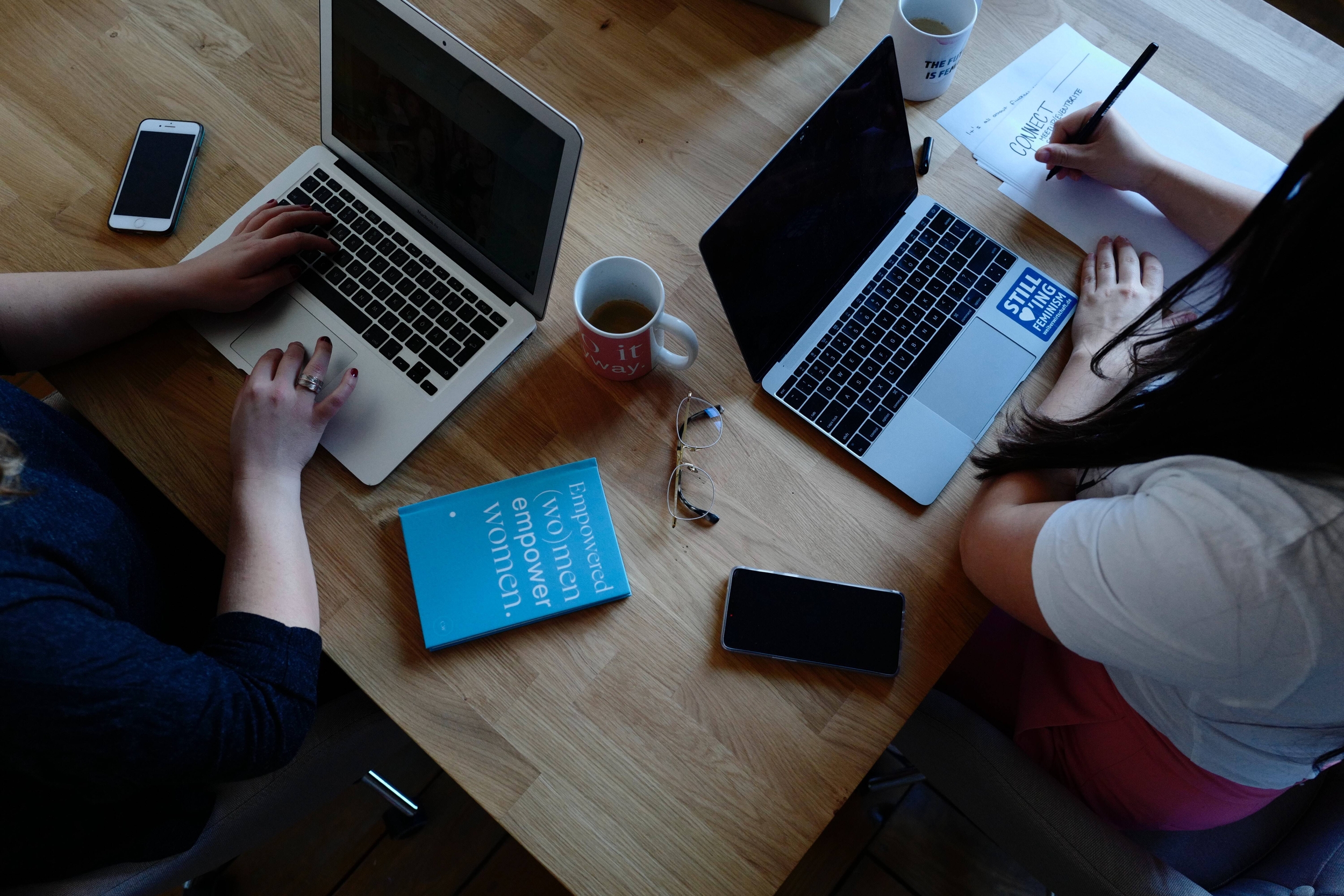 Immagine: cowomen-XC1Ccohy8P0-unsplash