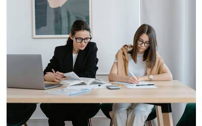 Immagine: Educatore / aiuto compiti