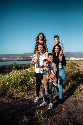 "Pontremoli città del libro e della famiglia" "giovani e futuro"