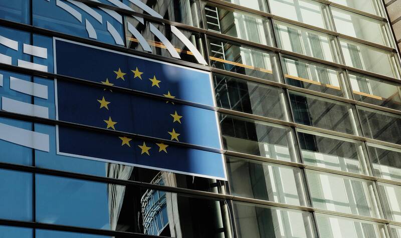 Lavora nelle Istituzioni dell'Unione Europea