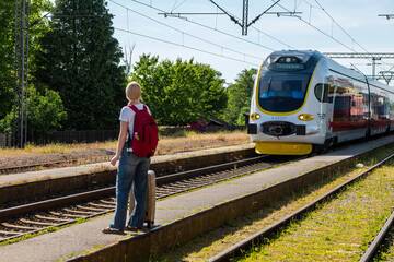 Immagine: pexels-vladimirsrajber-32413392