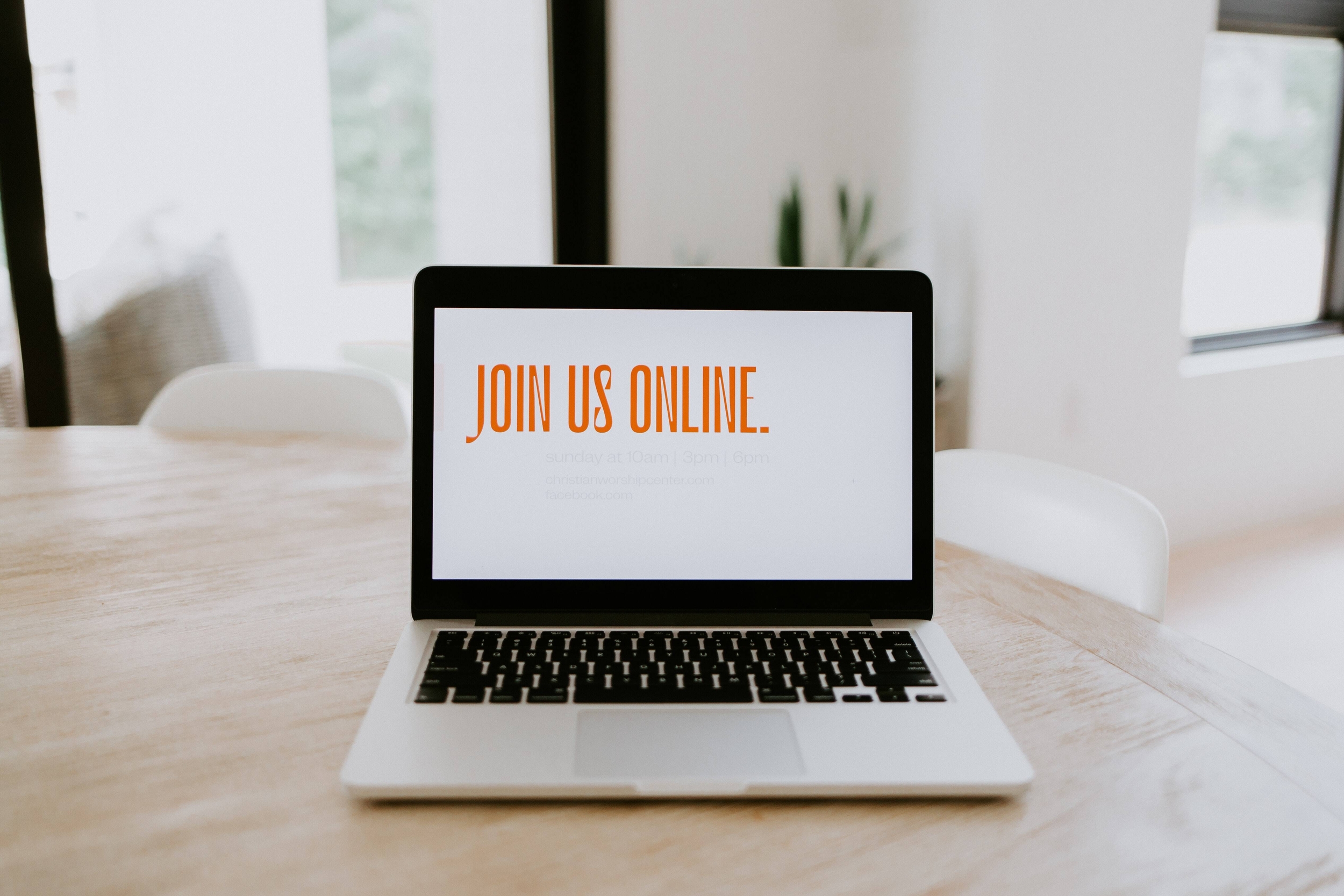 Immagine: samantha-borges-gXsJ9Ywb5as-unsplash