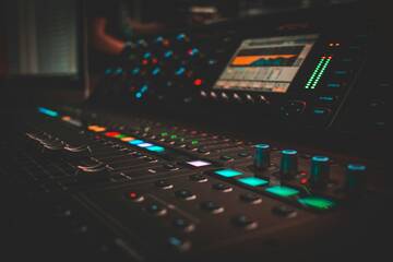 LIMES - Laboratorio di imprenditorialità musicale e sociale